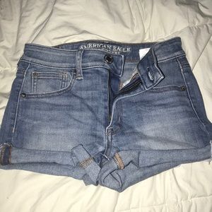 American eagle women’s shorts